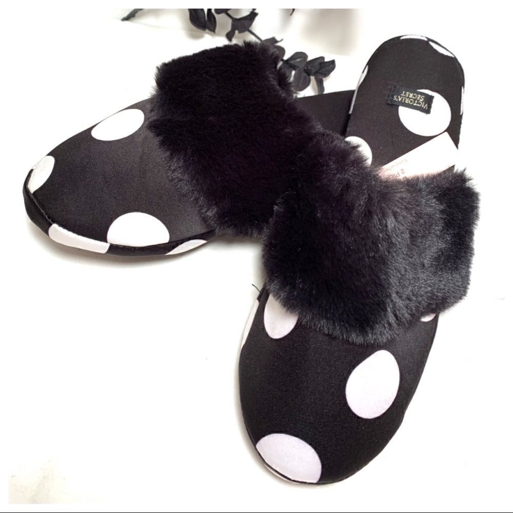 NWT Victoria’s Secret Slippers  